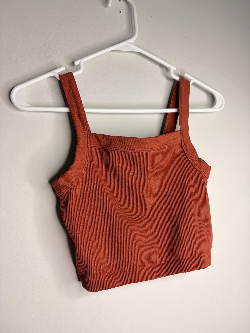 Cotton On cropped Women’s Ribbed Square-Neck Tank Top - Rust M/L